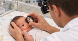OCULISTICA, NEONATO PRETERMINE CON RETINOPATIA SOTTOPOSTO AL MIULLI A UN DELICATISSIMO INTERVENTO SU ENTRAMBI GLI OCCHI