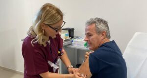 Influenza, al Policlinico di Bari parte la campagna vaccinale per gli operatori sanitari